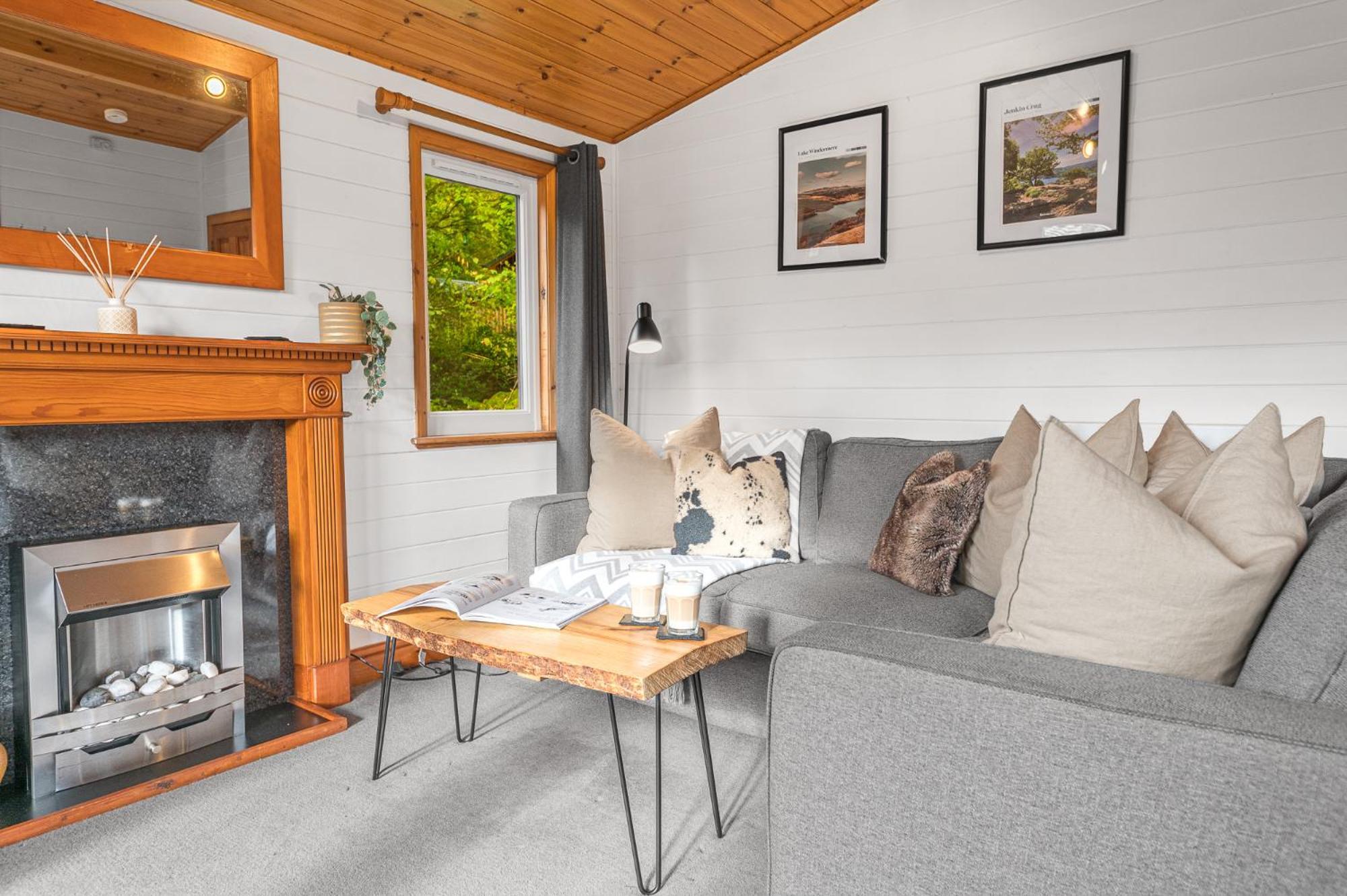 Bowness 45 - 2 Bedroom Lake Windermere Lodge ภายนอก รูปภาพ